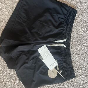 Vuori Clementine Athletic Shorts